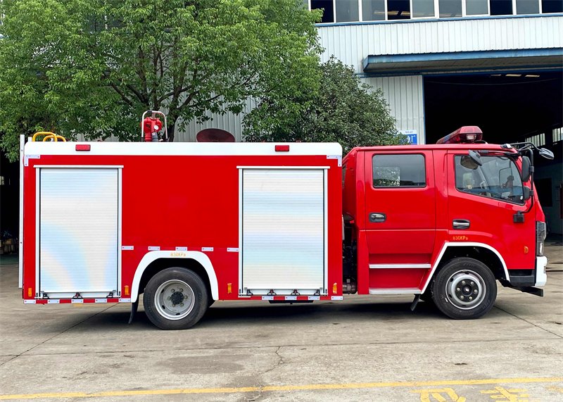 城市烈焰守护者：消防车全面科普